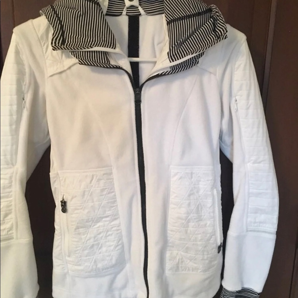 Lululemon Fleecy Keen jacket
